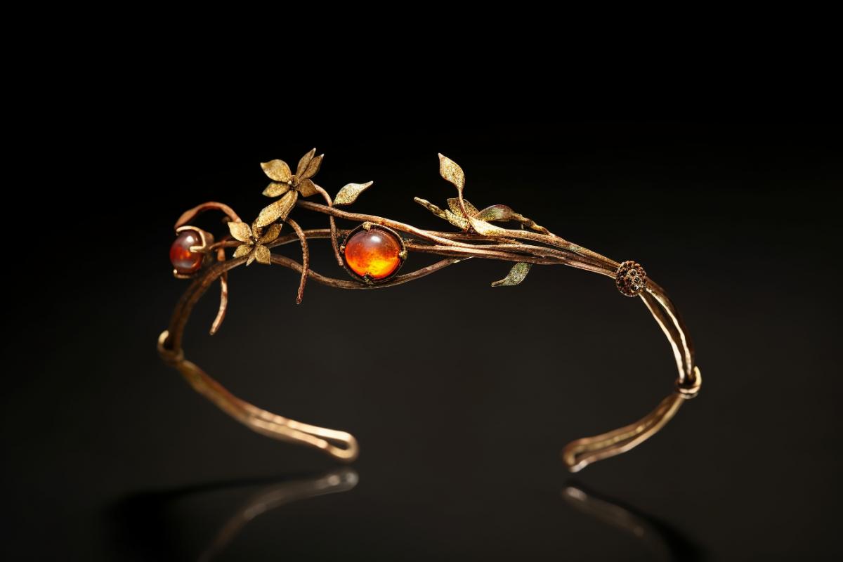 bracelet, flowers and leaves made of dark and light transparent amber, branches made of thin gold threads, 8k, detail, photographic, close-up