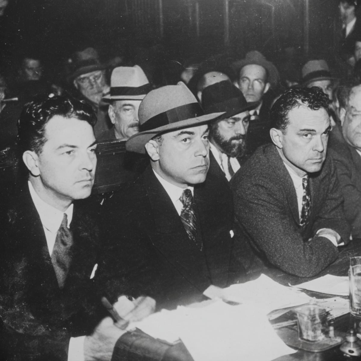 The trial of the court in Chicago over the mafiosi.